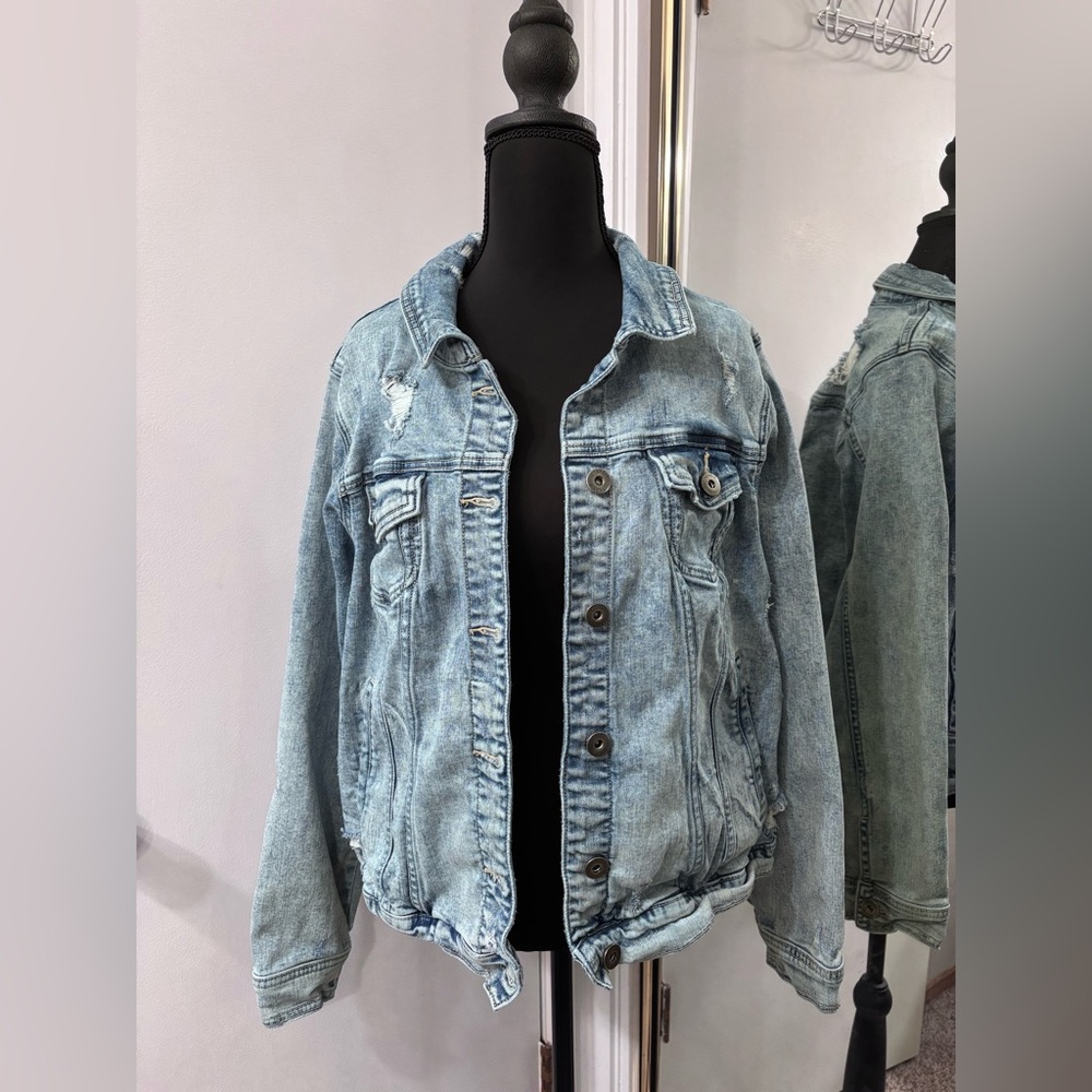 Torrid Distressed Light Denim Jacket, size 18/20